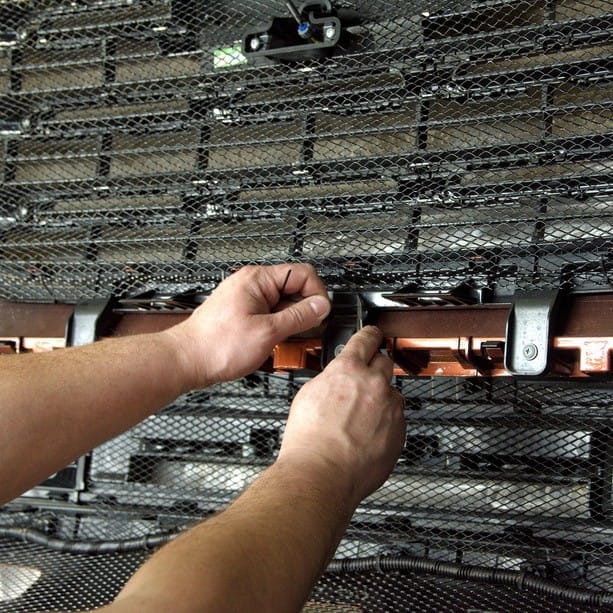 установка защиты радиатора лемус