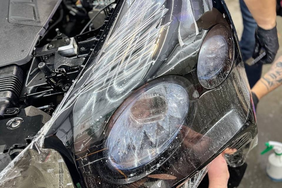 BENTLEY 6 Студия детейлинга LEMUS Процесс оклейки Bentley в Минске