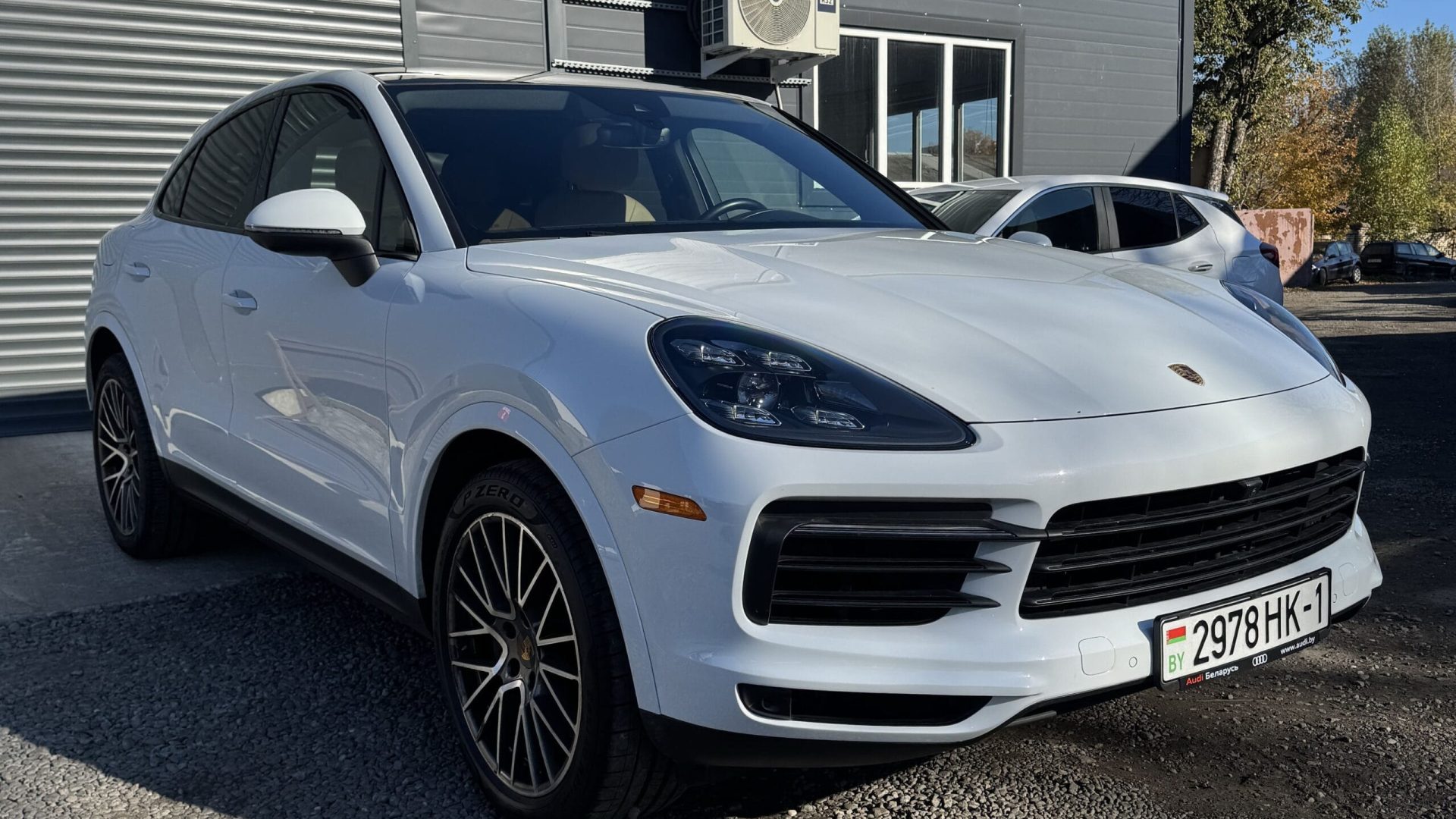Оклейка Porsche Cayenne в Минске