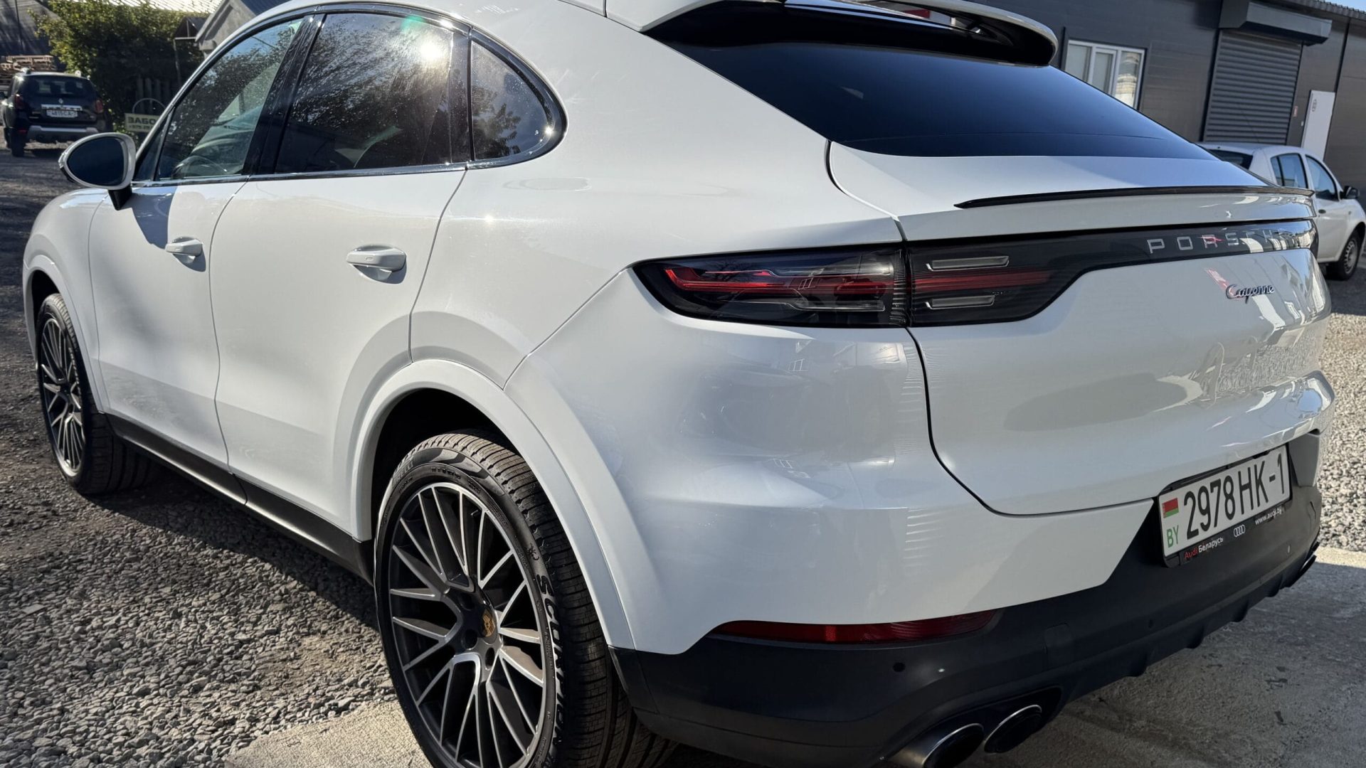 Оклейка Porsche Cayenne в Минске