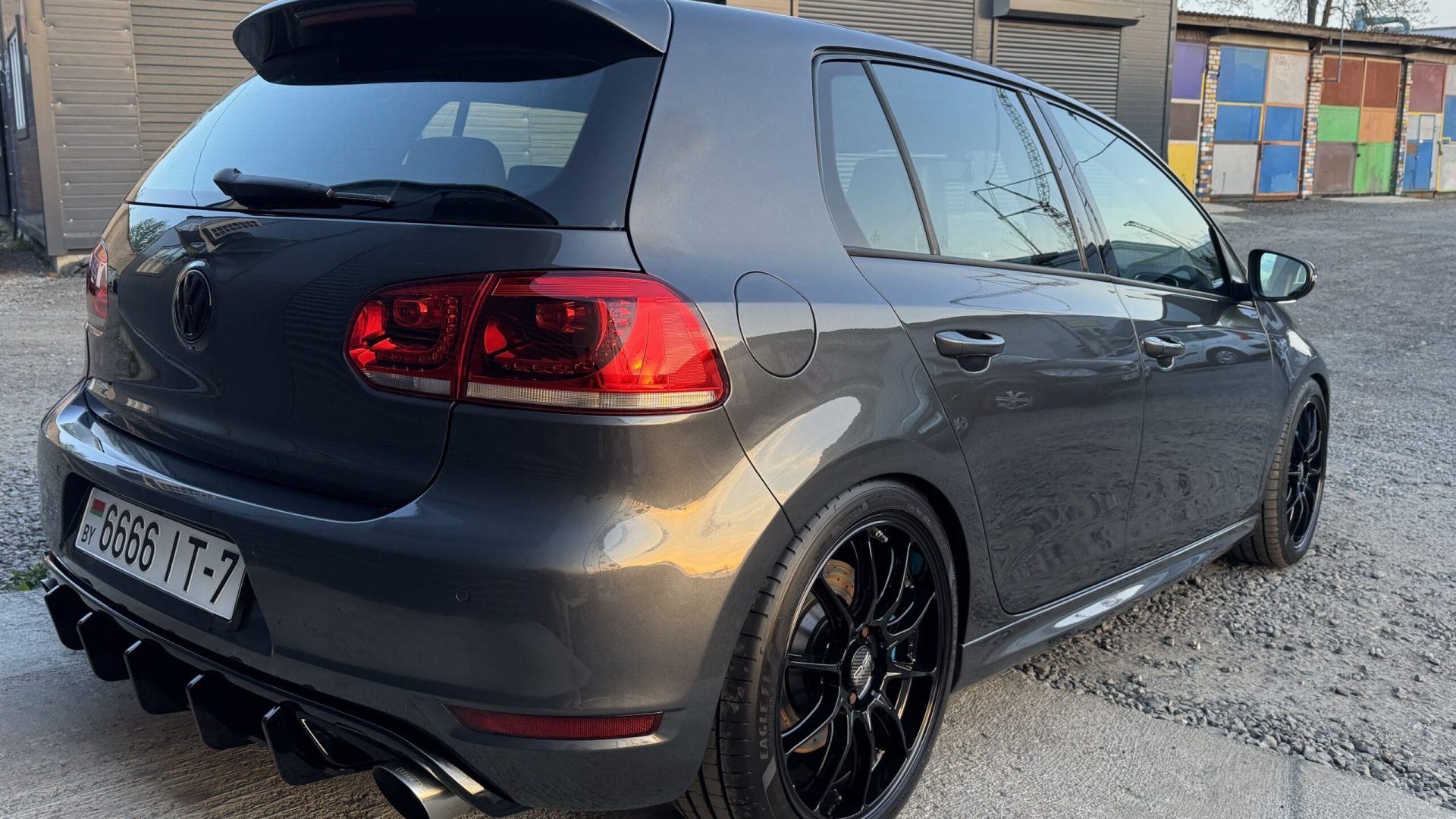 VW 3 Студия детейлинга LEMUS Оклейка автомобиля VW антигравийной пленкой - защита кузова от сколов