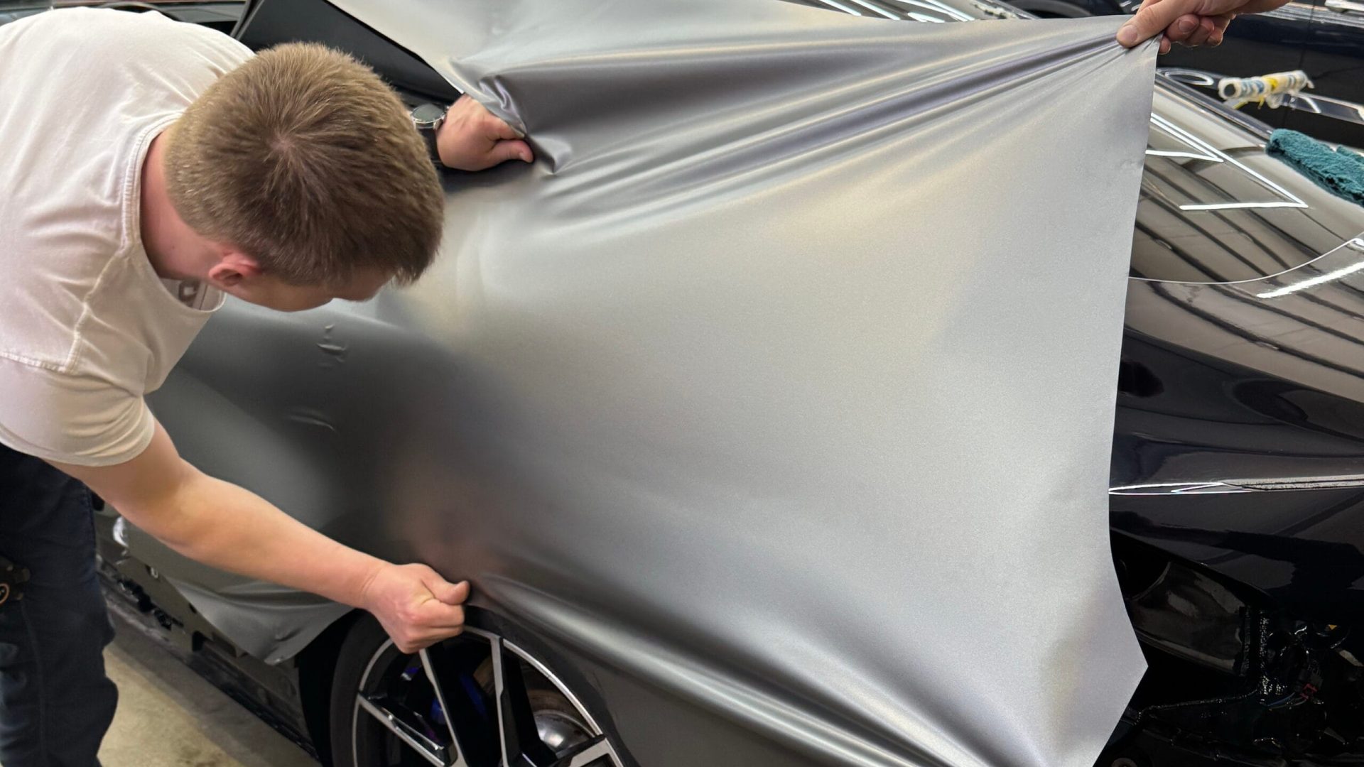 Оклейка BMW 850 до оклейки в Минске