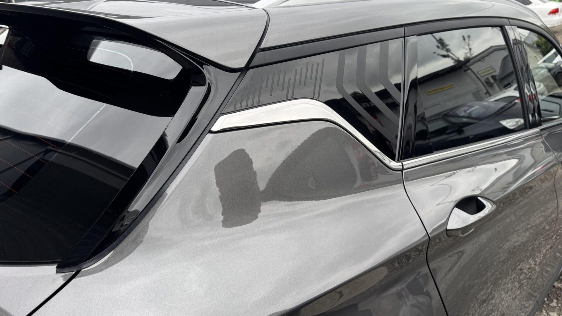 Geely Coolray после полной оклейки кузова прозрачной антигравийной плёнкой